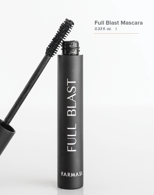 Máscara de Pestañas Full Blast Mascara 0.33 Oz